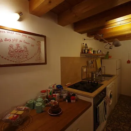 Apartamento Piazzetta Santa Barbara *