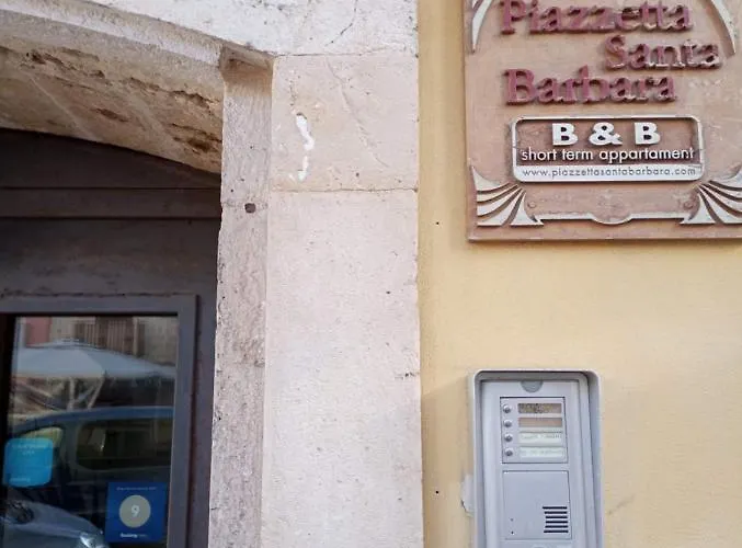 Piazzetta Santa Barbara דירה *
